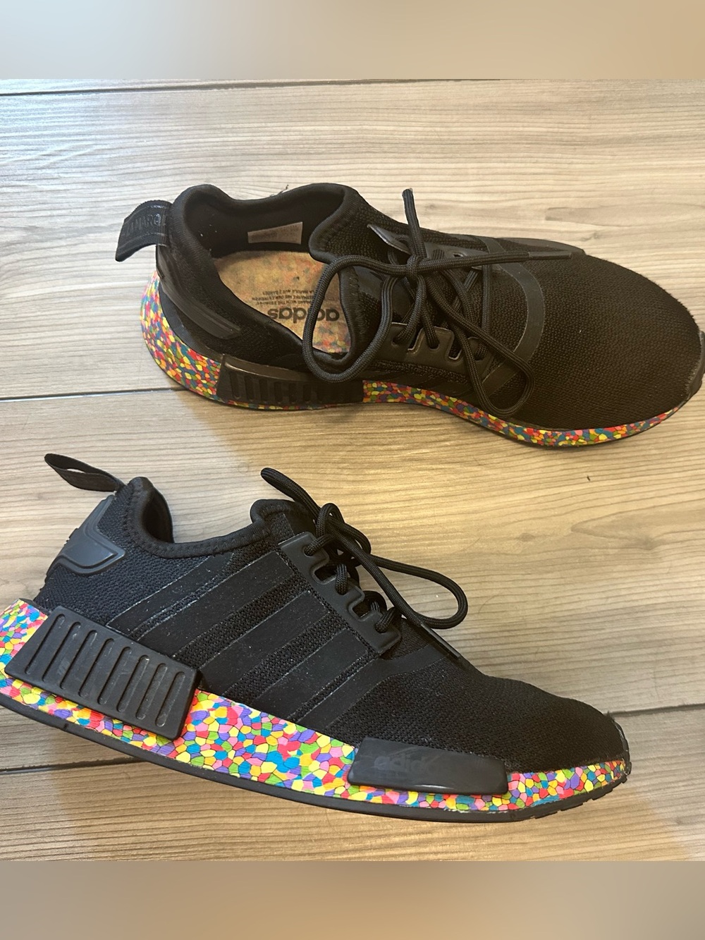 Adidas NMD R1 Black Rainbow Confetti Boost Sneakers Big Kids 6.5 Womens 8